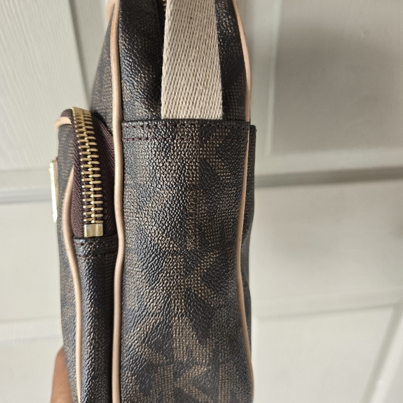 Michael Kors Brown and Tan Crossbody Bag - Picture 6 of 15